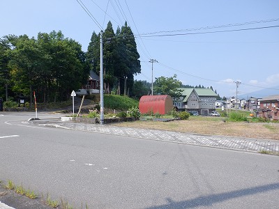 z{w摜