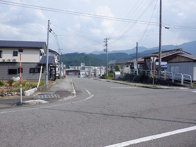 z{w摜
