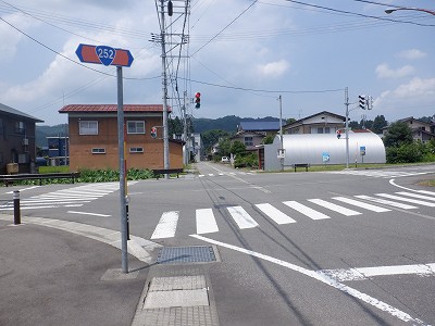 M_w摜
